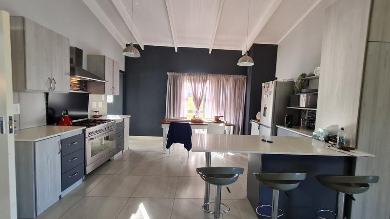 3 Bedroom Property for Sale in Dana Bay Western Cape